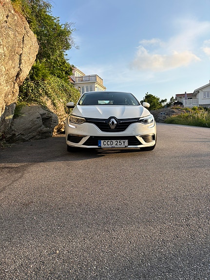 Renault Megane IV 3 of 6
