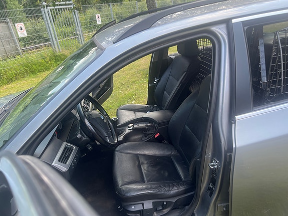 BMW 525i 12 of 12