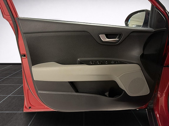 Kia Stonic 11 of 15
