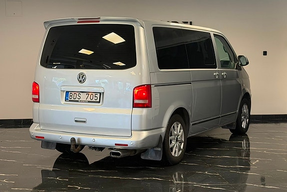 Volkswagen Multivan 6 of 28