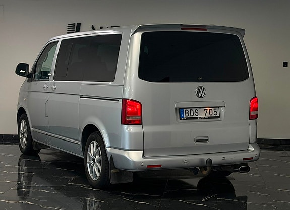 Volkswagen Multivan 4 of 5