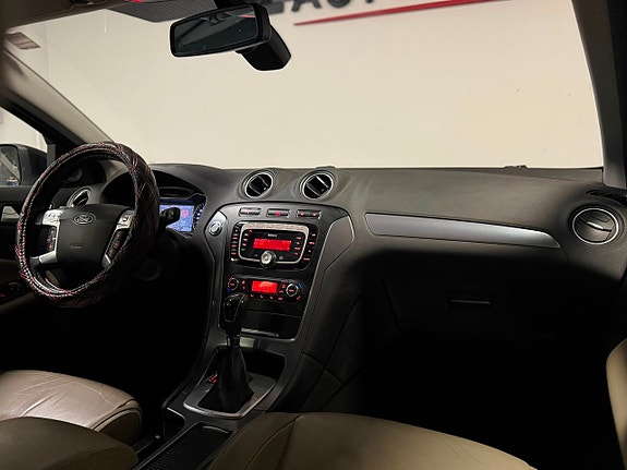 Ford Mondeo 10 of 20