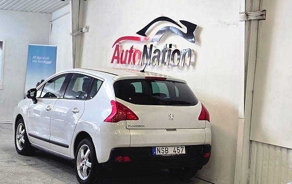 Peugeot 3008 3 of 5