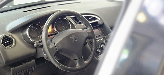 Peugeot 3008 7 of 11
