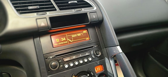 Peugeot 3008 10 of 11
