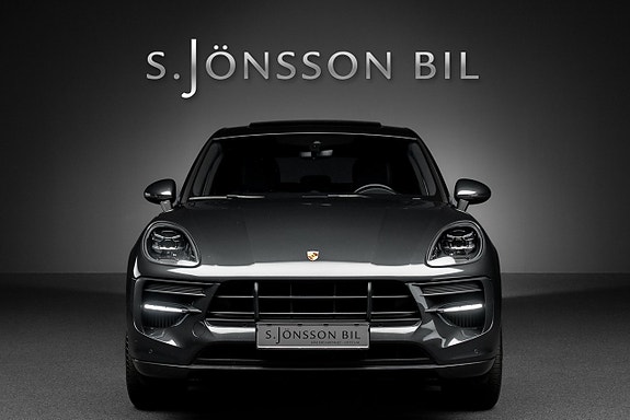 Porsche Macan GTS 5 of 16