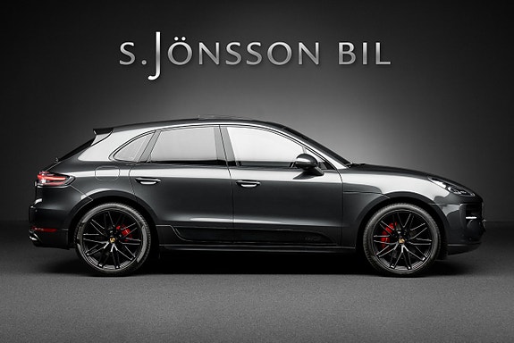 Porsche Macan GTS 3 of 16