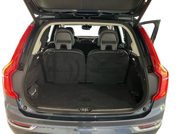 Volvo XC90 14 of 15