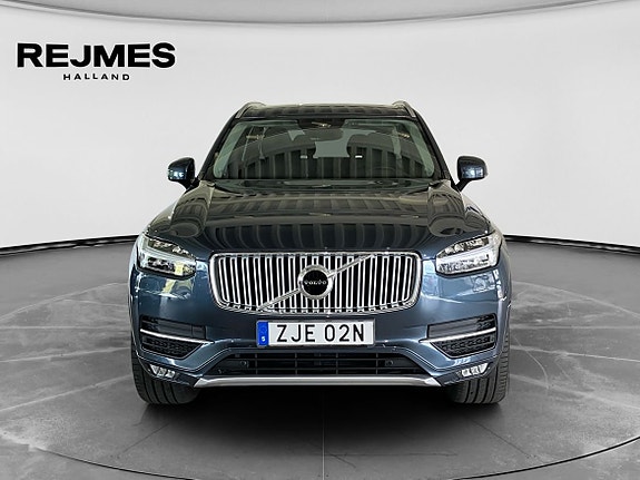 Volvo XC90 9 of 15