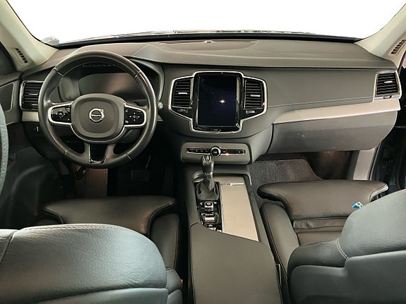 Volvo XC90 6 of 15