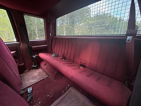 GMC Extended Cab 9 of 17