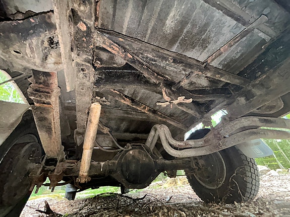 GMC Extended Cab 11 of 17
