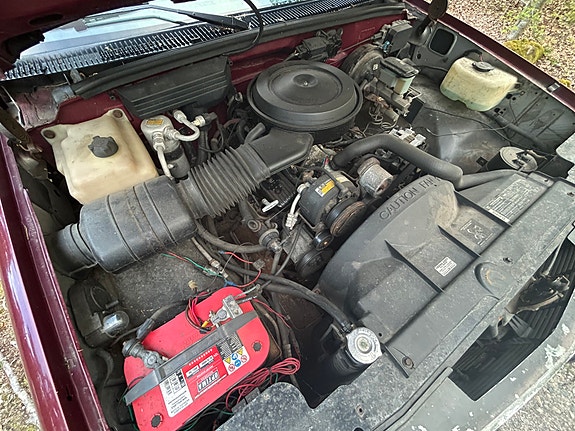 GMC Extended Cab 10 of 17