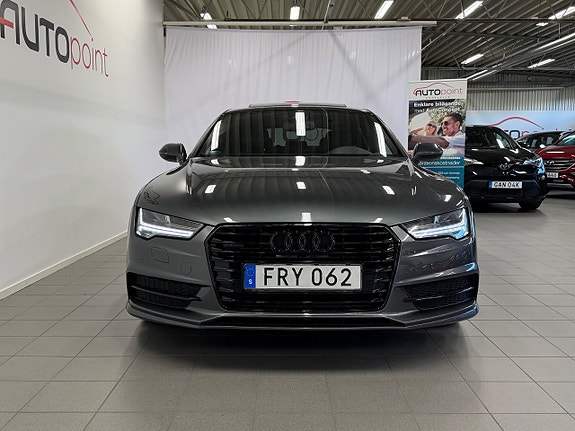 Audi A7 2 of 5