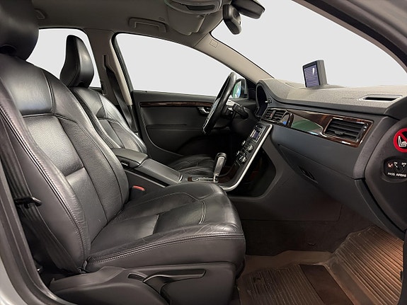 Volvo S80 4 of 16