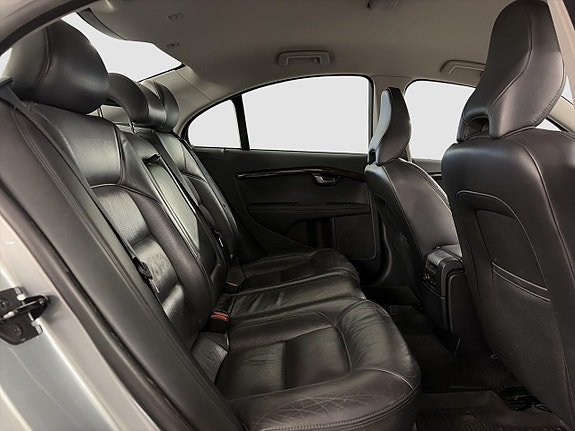 Volvo S80 6 of 16