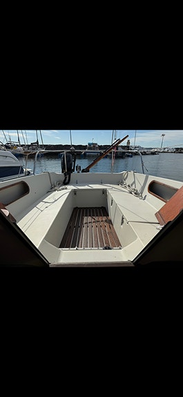 Maxi 77 4 of 5