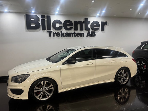 Mercedes-Benz CLA220 3 of 5