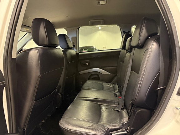 Mitsubishi Outlander 17 of 25