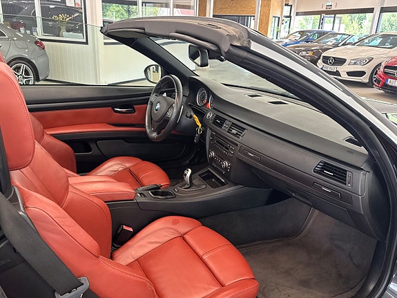 BMW M3 5 of 5