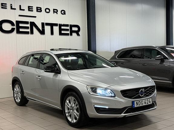 Volvo V60 Cross Country 5 of 5