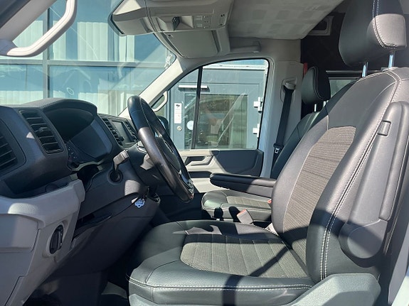 Volkswagen Crafter 35 11 of 24