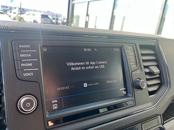 Volkswagen Crafter 35 21 of 24