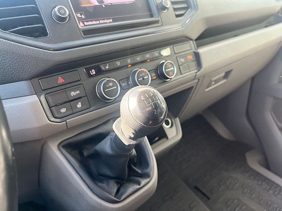 Volkswagen Crafter 35 16 of 24