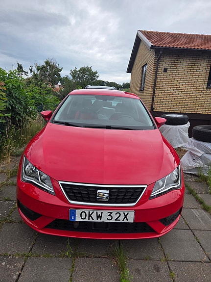 Seat Leon 2 of 5