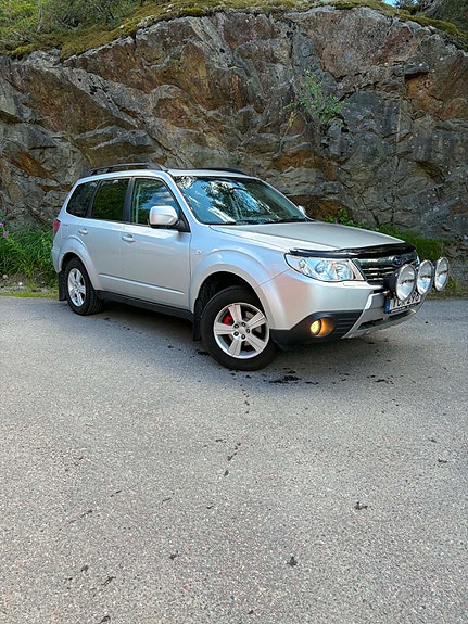 Subaru Forester 4 of 5