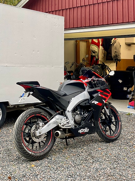 Aprilia RS 125 14 of 15