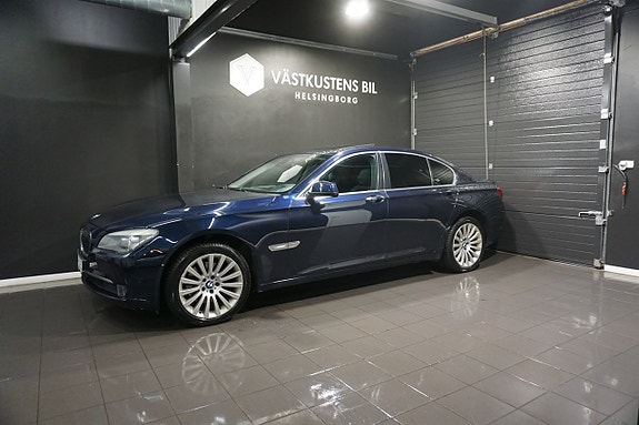 BMW 730 3 of 5