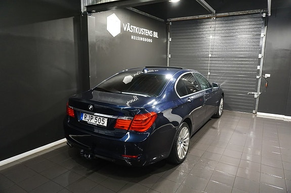 BMW 730 8 of 25