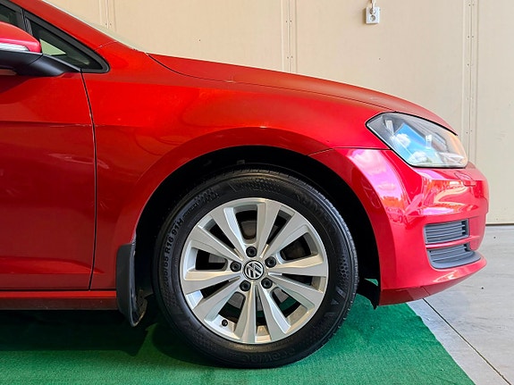 Volkswagen Golf VII 3 of 18