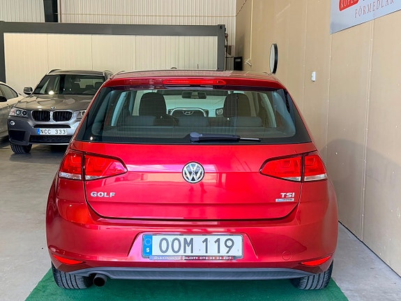 Volkswagen Golf VII 18 of 18