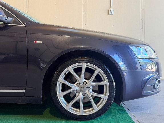 Audi A6 4 of 5