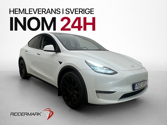 Tesla Model Y 4 of 5