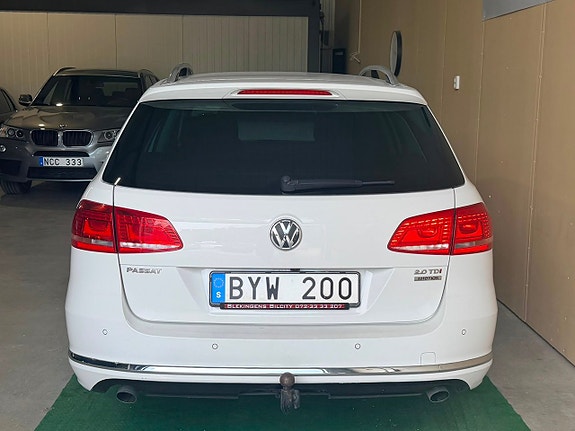 Volkswagen Passat 23 of 23