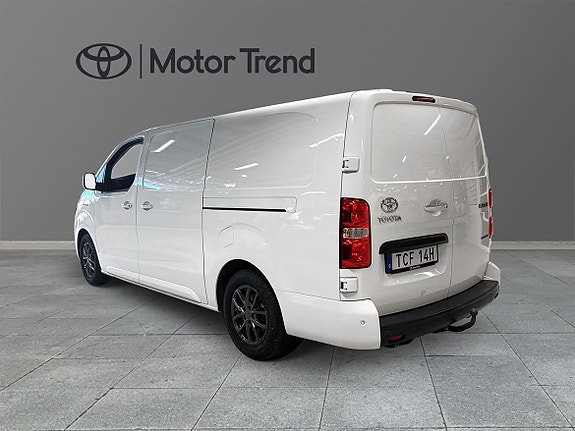 Toyota Proace 2 of 5