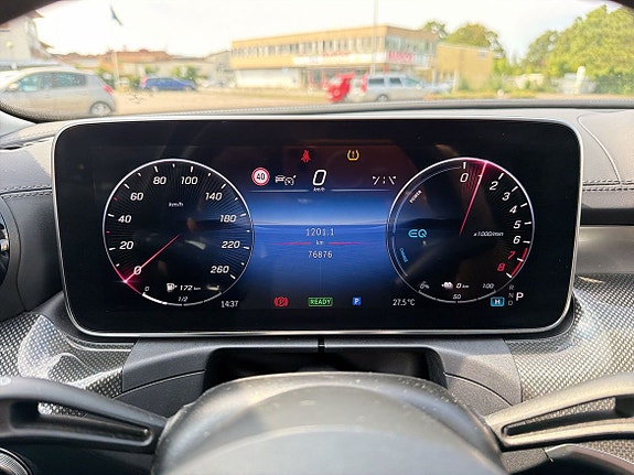 Mercedes-Benz C300 21 of 23