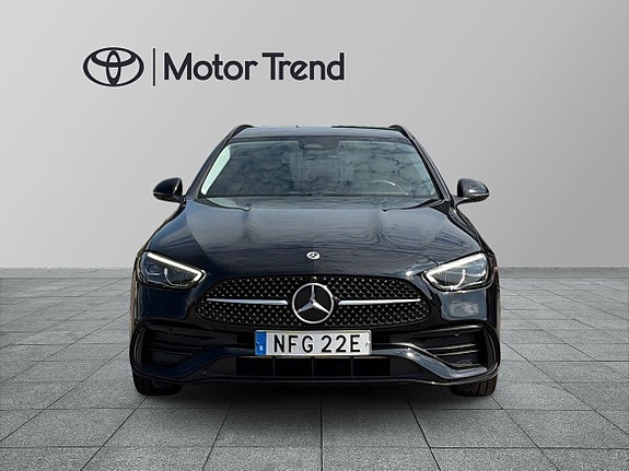 Mercedes-Benz C300 5 of 23
