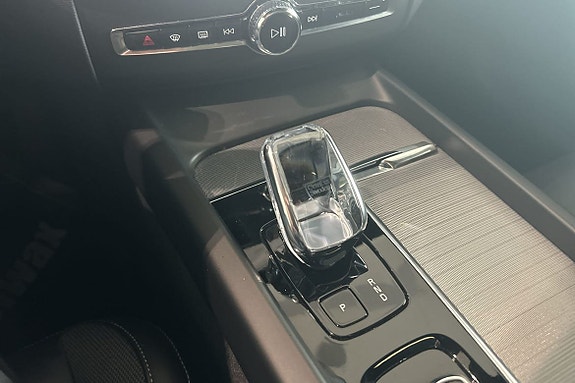 Volvo XC60 29 of 30