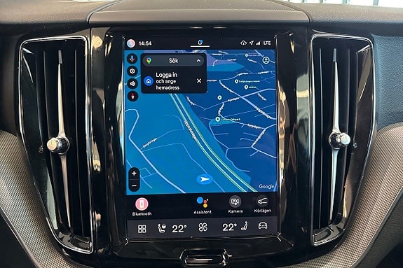 Volvo XC60 25 of 30