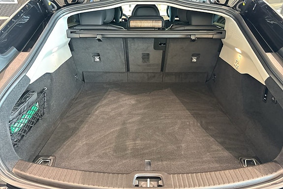 Volvo ES90 12 of 30