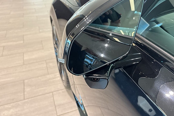 Volvo ES90 16 of 30