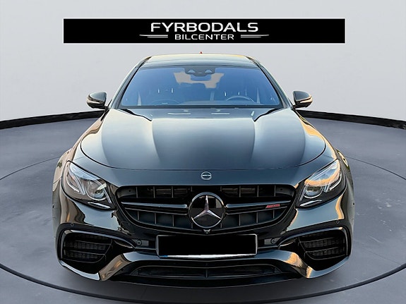 Mercedes-Benz E63 7 of 30