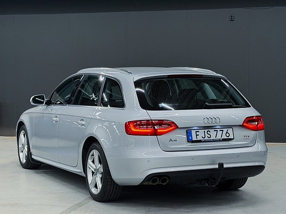 Audi A4 6 of 17