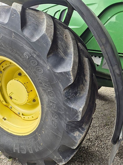 John Deere 6210R AP TRAKTOR FR.LYFT 4 of 5