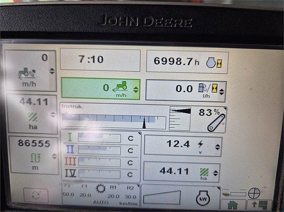 John Deere 6210R AP TRAKTOR FR.LYFT 6 of 6