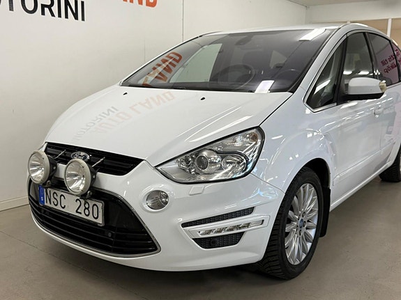 Ford S-MAX 3 of 26